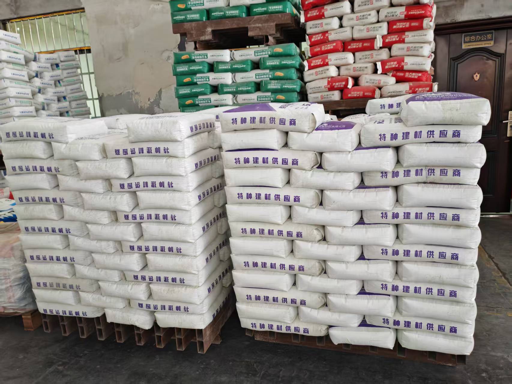 永顺拱顶带模注浆料